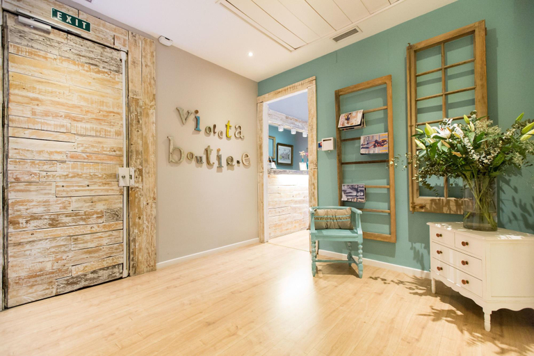 Public Area 3, Violeta Boutique, Barcelona