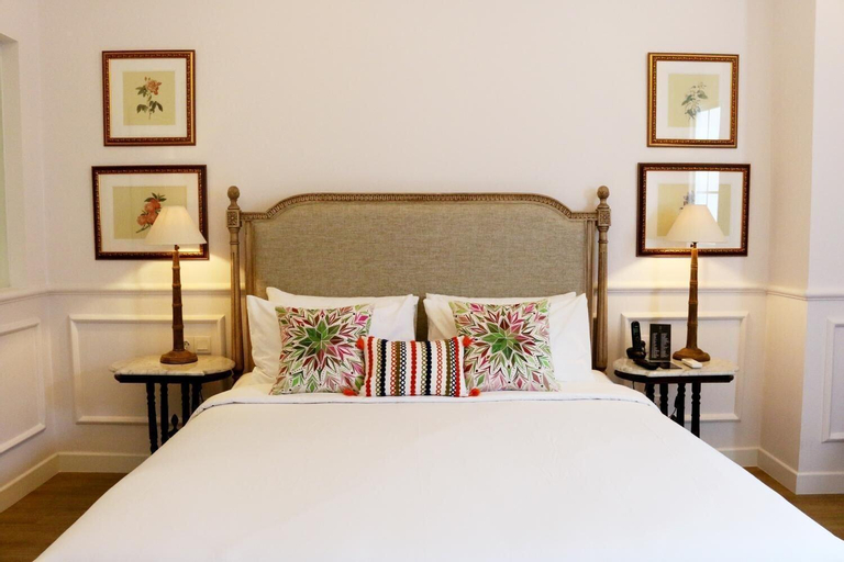 Bedroom 30
