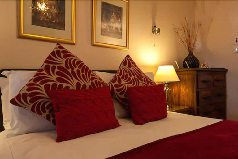 Public Area 4, Dunhallin House, Highland