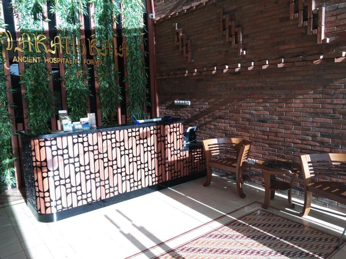 Parangraja Hotel, Solo