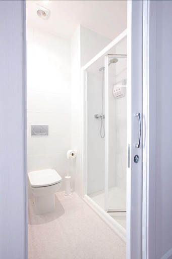 Bathroom 5, Live & Dream, Barcelona