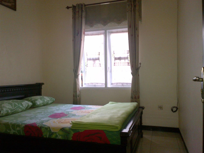Bedroom 3, Villa Pramudya, Malang