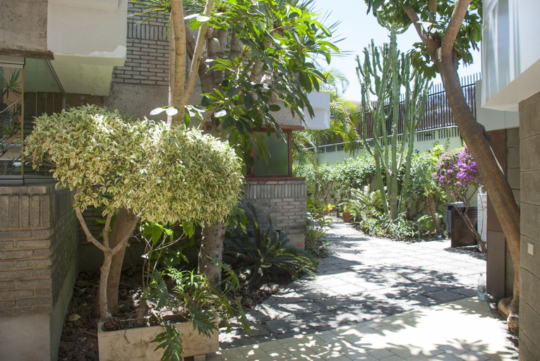 Public Area 2, El Paseo, Las Palmas