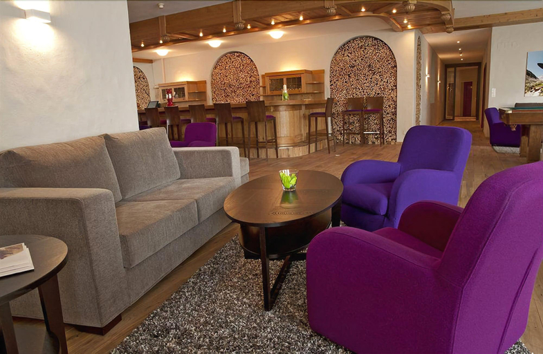 Public Area 5, Hotel Rosatsch, Maloja