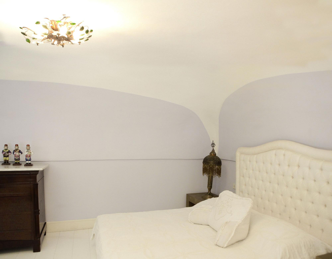 Bedroom 2, Casa Bormioli, Napoli