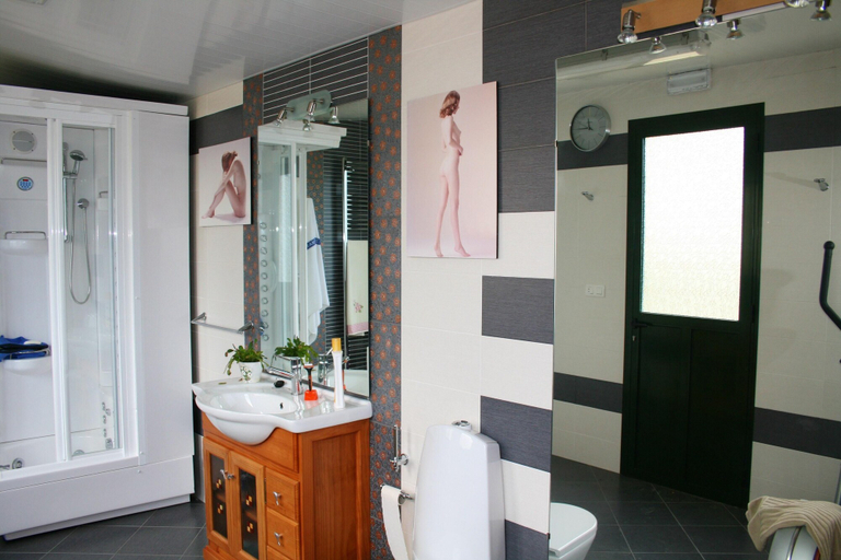 Bathroom 5, Elegant Villa in Tui with Private Pool, Pontevedra