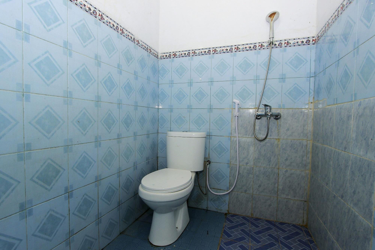 Bathroom, Zayn Homestay Syariah, Bengkulu