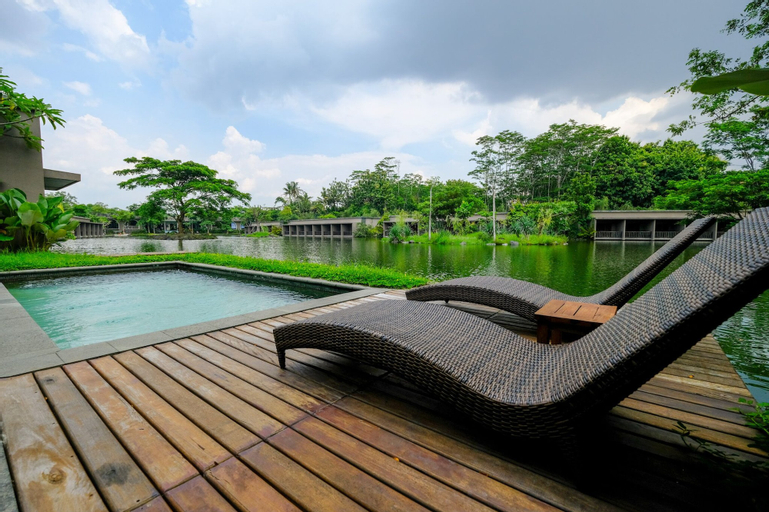 The Westlake Hotel & Resort Yogyakarta, Sleman