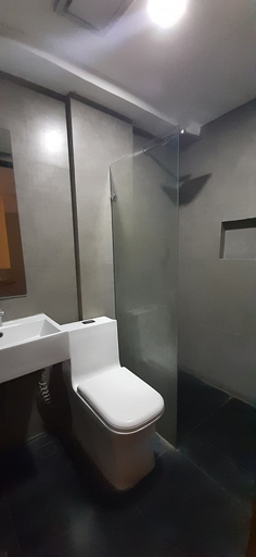 McHotel Fairview, Quezon City