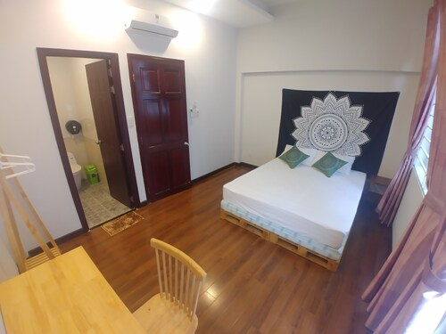 Four Of A Kind Hostel, Quận 1