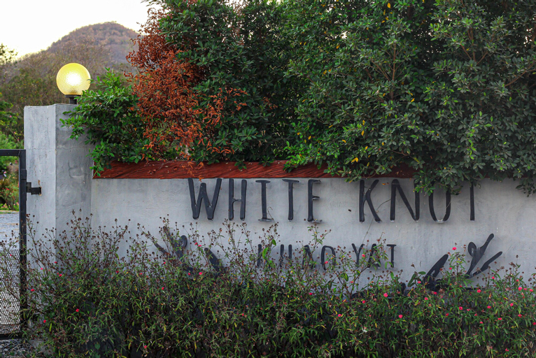 White Knot Khao Yai, Pak Chong