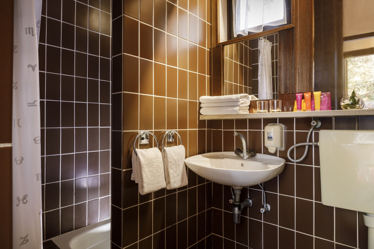 Bathroom, Apartments Mia, Stari Grad