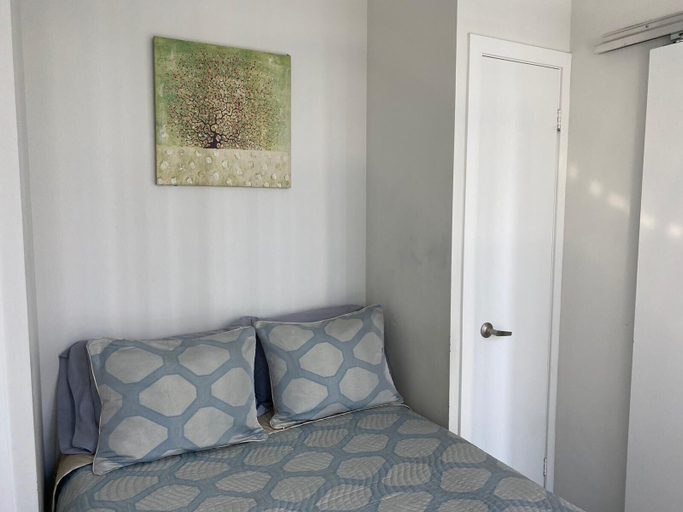Bedroom 3, Rooms in the Heart of DT, Toronto
