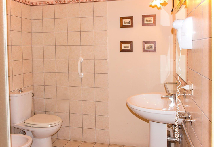 Bathroom 3, Principe Di Francalanza, Catania