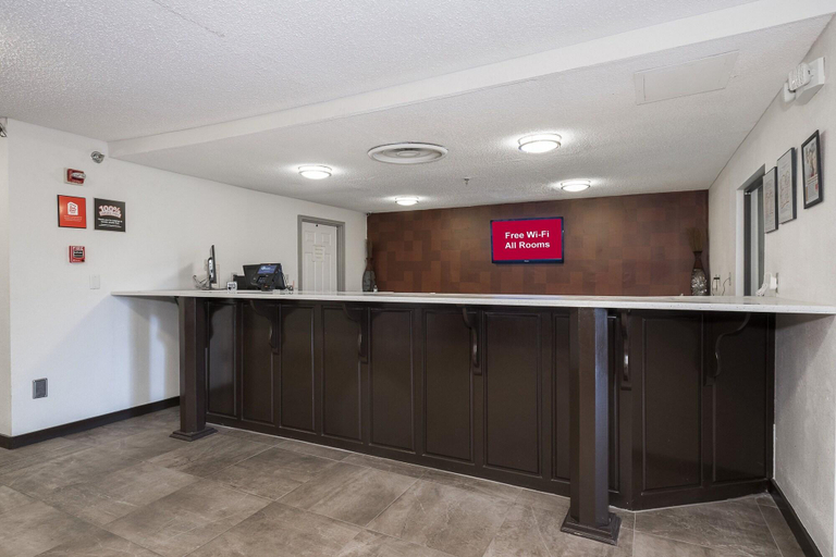 Public Area 2, Red Roof Inn PLUS+ & Suites Opelika, Lee