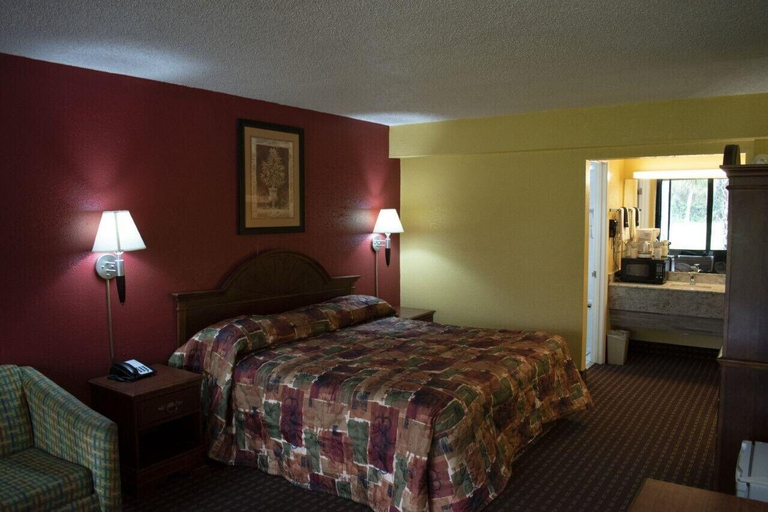 Bedroom 1, Rodeway Inn Homosassa, Citrus
