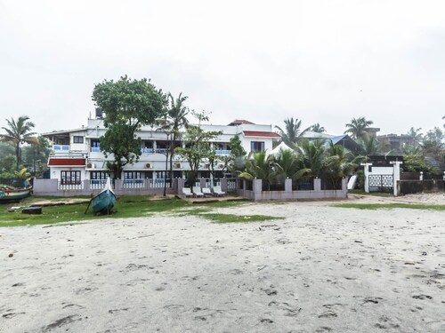 OYO 5836 Alleppey Holiday Beach Resort, Alappuzha