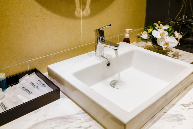 Bathroom 5, Premier Coastal Nha Trang Apartments, Nha Trang