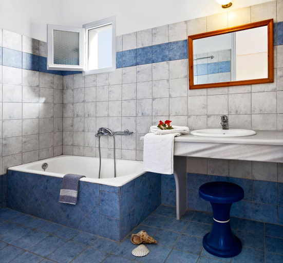 Bathroom, Tarelli Apartments & Studios, South Aegean