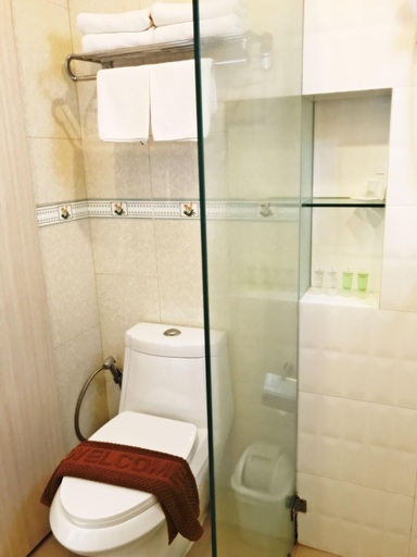 Bathroom, Royal Lee Resort & Spa, Phuket Island