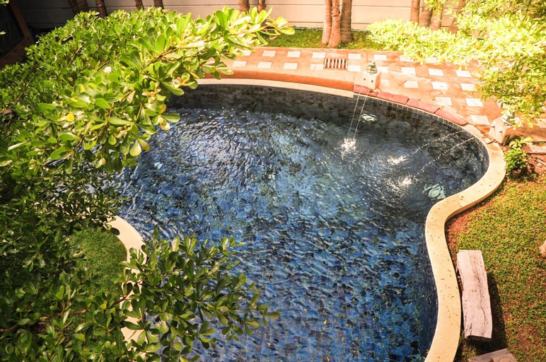 Tamnak Beach House, Sattahip