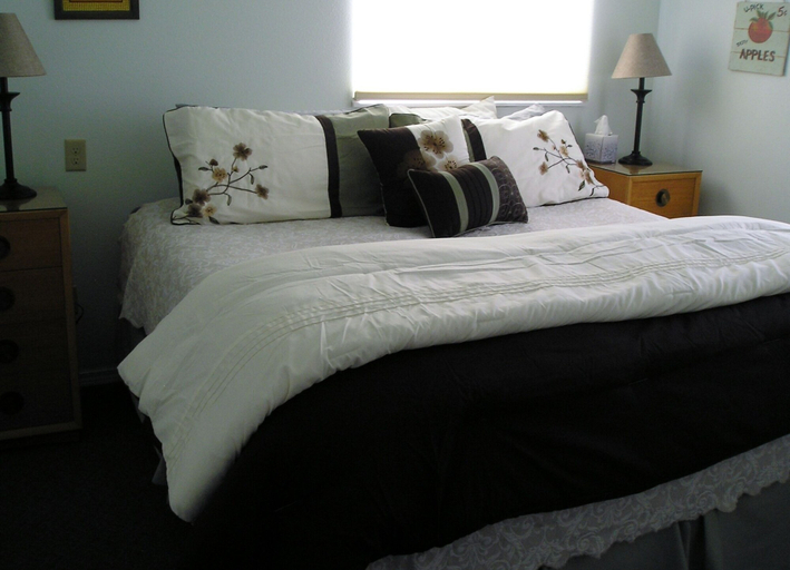 Bedroom 3, Miller Tree Inn, Clallam