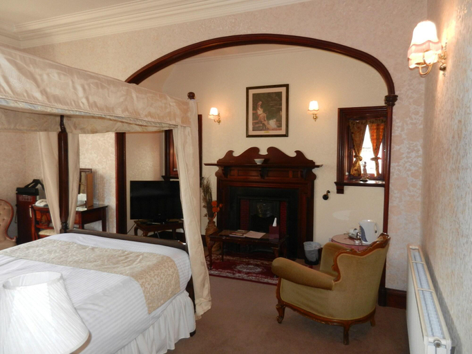 Bedroom 4, Morangie Hotel, Highland