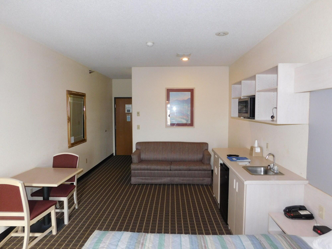Bedroom 4, Travelodge by Wyndham Chadron, Dawes