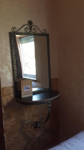 Bathroom 4, Caravan Hotel, Wadi Essier