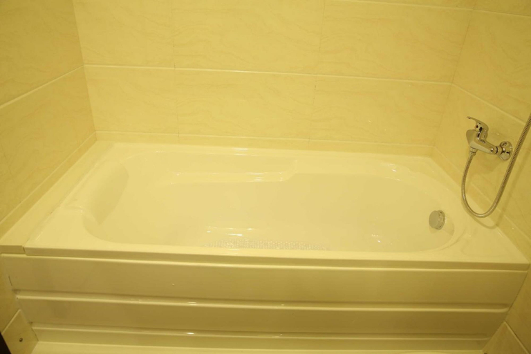 Bathroom 5, Grand Harbour Hotel, Macao