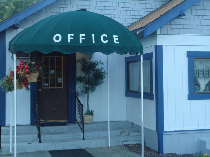 Exterior & Views 2, Blue Mountain Motel, Okanogan