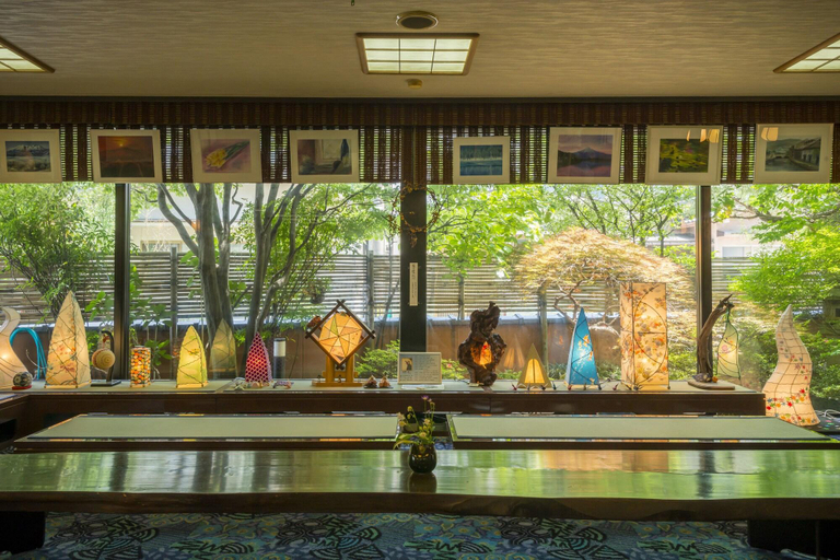 Public Area 3, Suzuya Konnichiro, Kaga