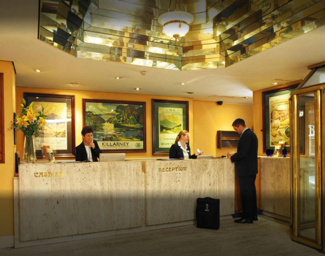 Public Area 2, Blooms Hotel, Dublin