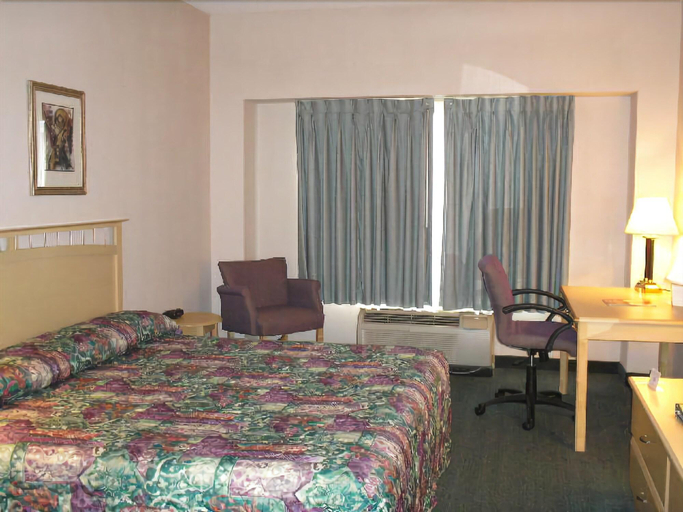 Bedroom 2, Ramada By Wyndham Nashville/Music Valley, Davidson