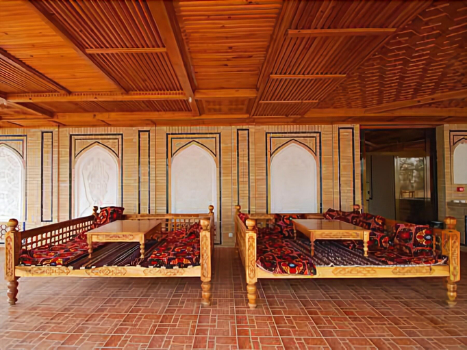 Others, Malika Prime E, Samarkand