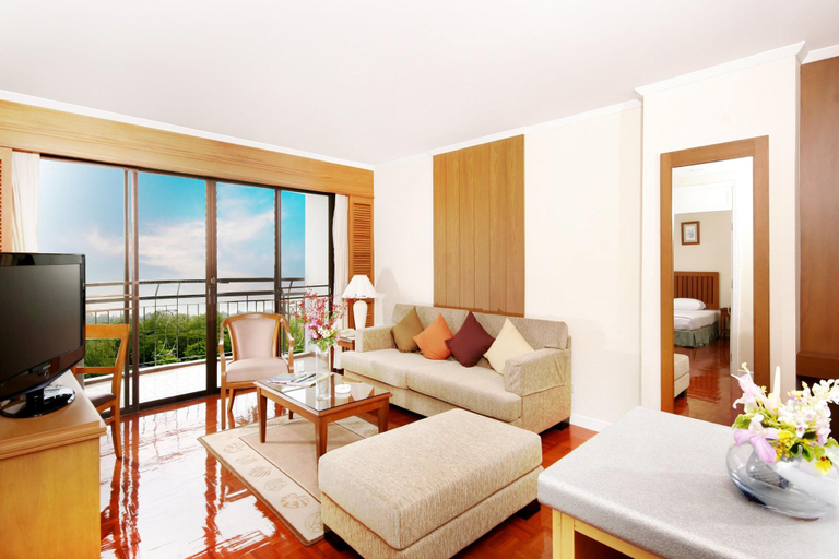Bedroom 3, Kantary Bay, Si Racha