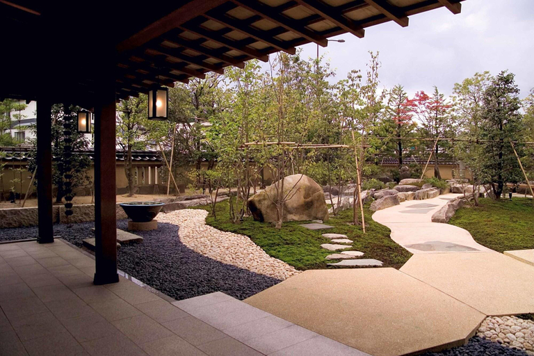 Public Area 4, Hanamurasaki, Kaga