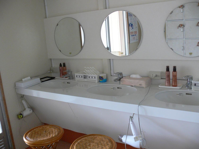 Bathroom 5, Yataro Minamikan, Nagasaki