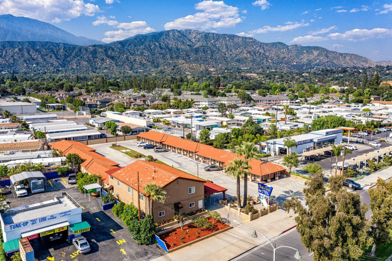 Exterior & Views 1, Oak Park Motel, Los Angeles