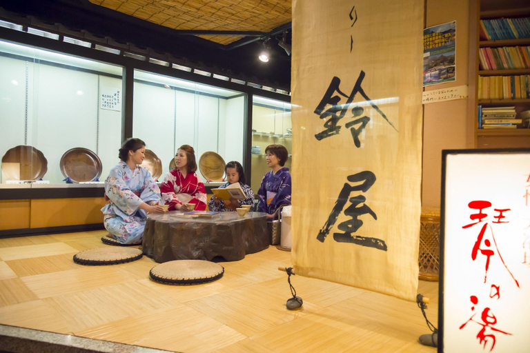 Public Area 3, Suzuya Konnichiro, Kaga