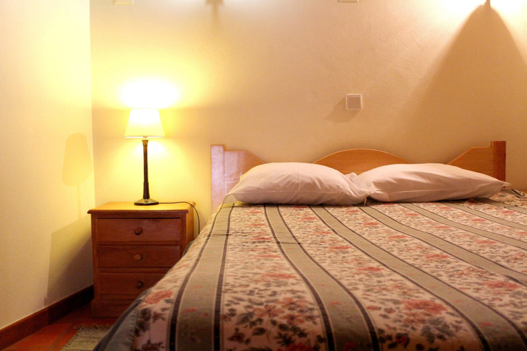 Bedroom, Cosy Apartment Seia 25 m² Fireplace, Seia