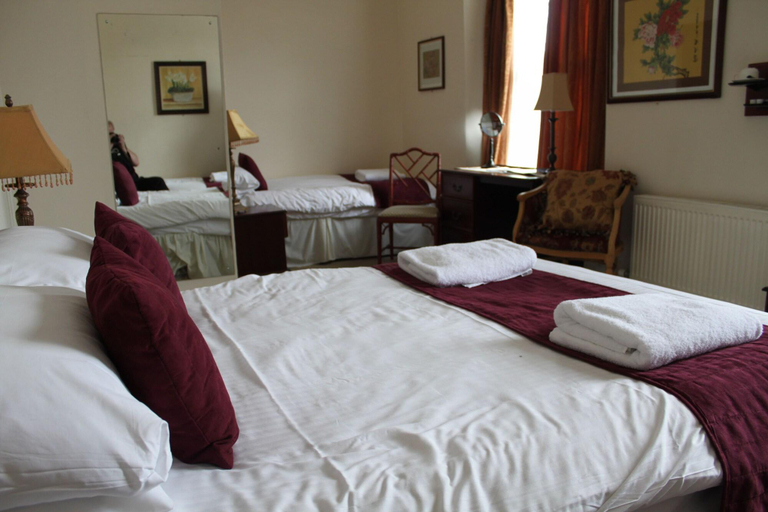 Bedroom 3, Alyth Hotel, Perthshire and Kinross