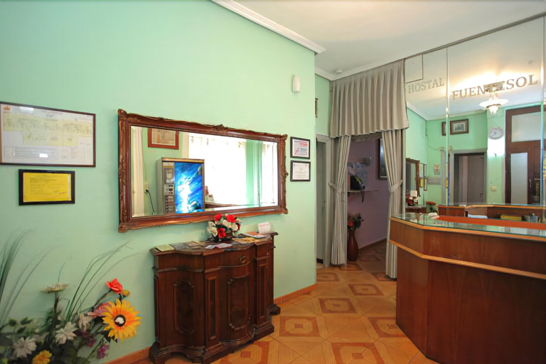 Public Area, Hostal Fuentesol, Madrid