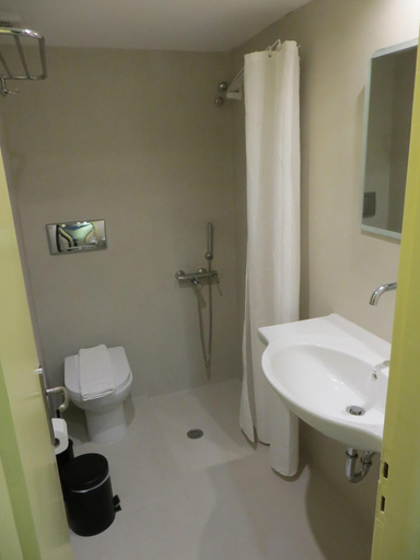 Bathroom 4, Leonidaion Guest House, West Greece