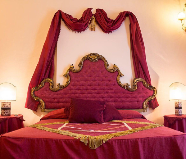 Bedroom 4, Principe Di Francalanza, Catania