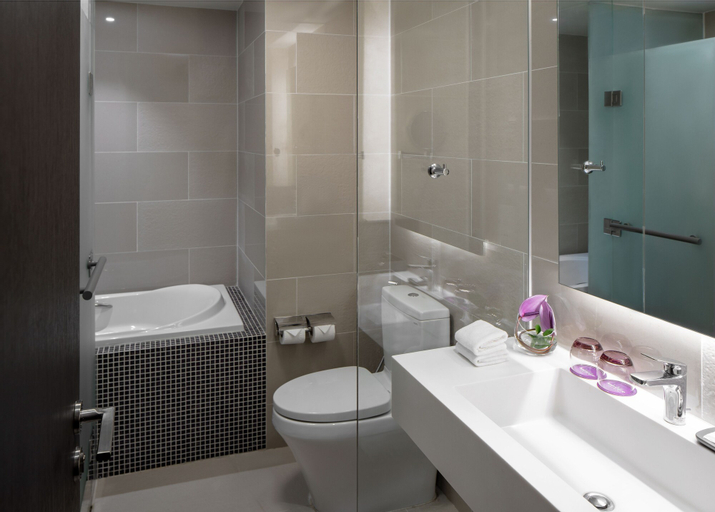 Mercure Hai Phong, Ngô Quyền