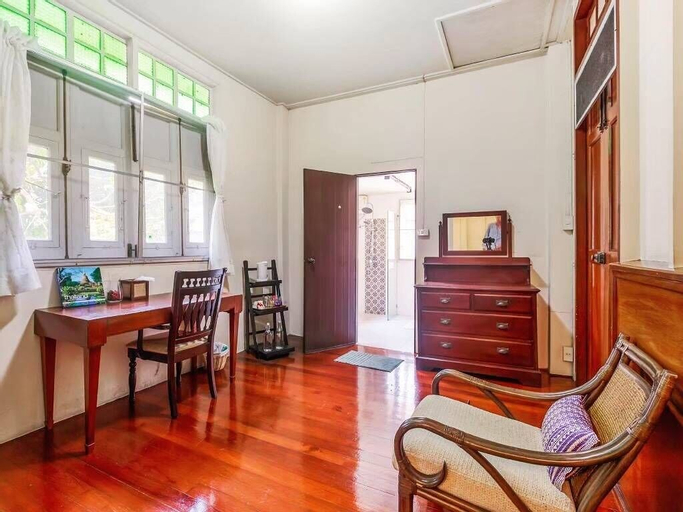 24 Samsen Heritage House, Dusit