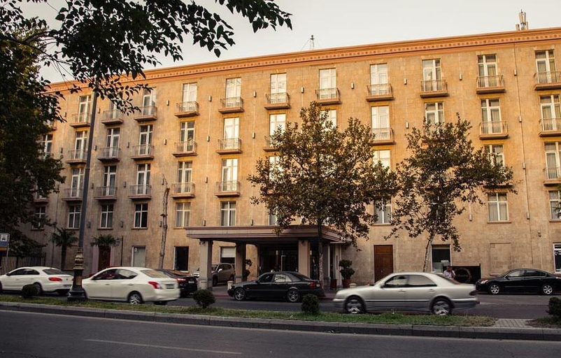 Exterior & Views 2, Royal Garden Hotel, Baku