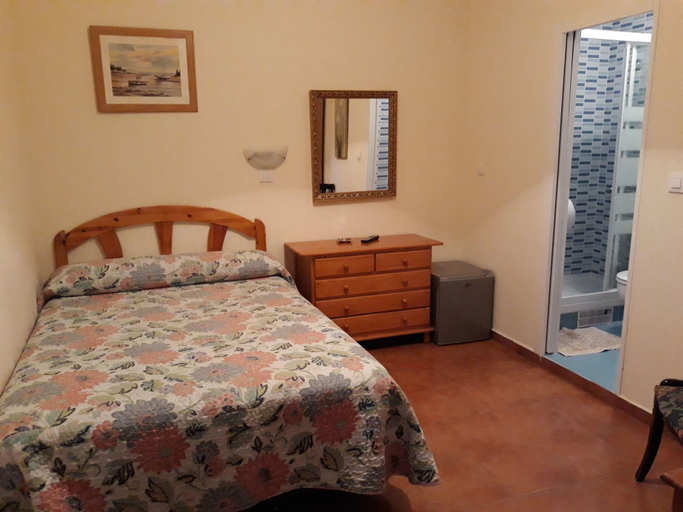 Bedroom 3, Hostal Fuentesol, Madrid