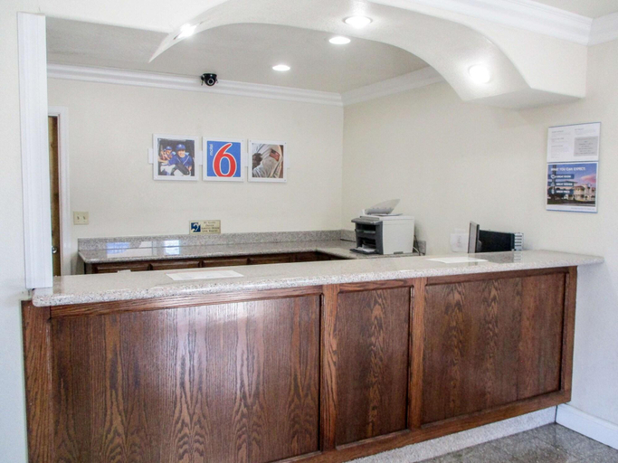 Public Area, Motel 6 Fresno, CA, Fresno